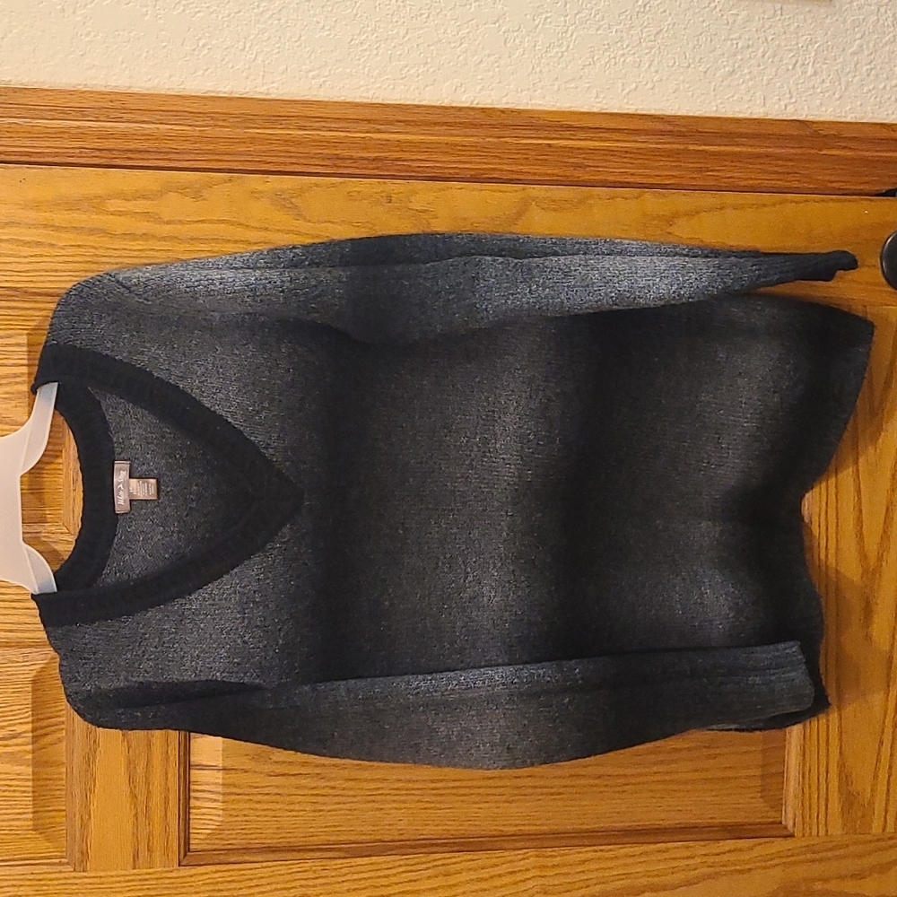 White Stag black/grey ombre sweater